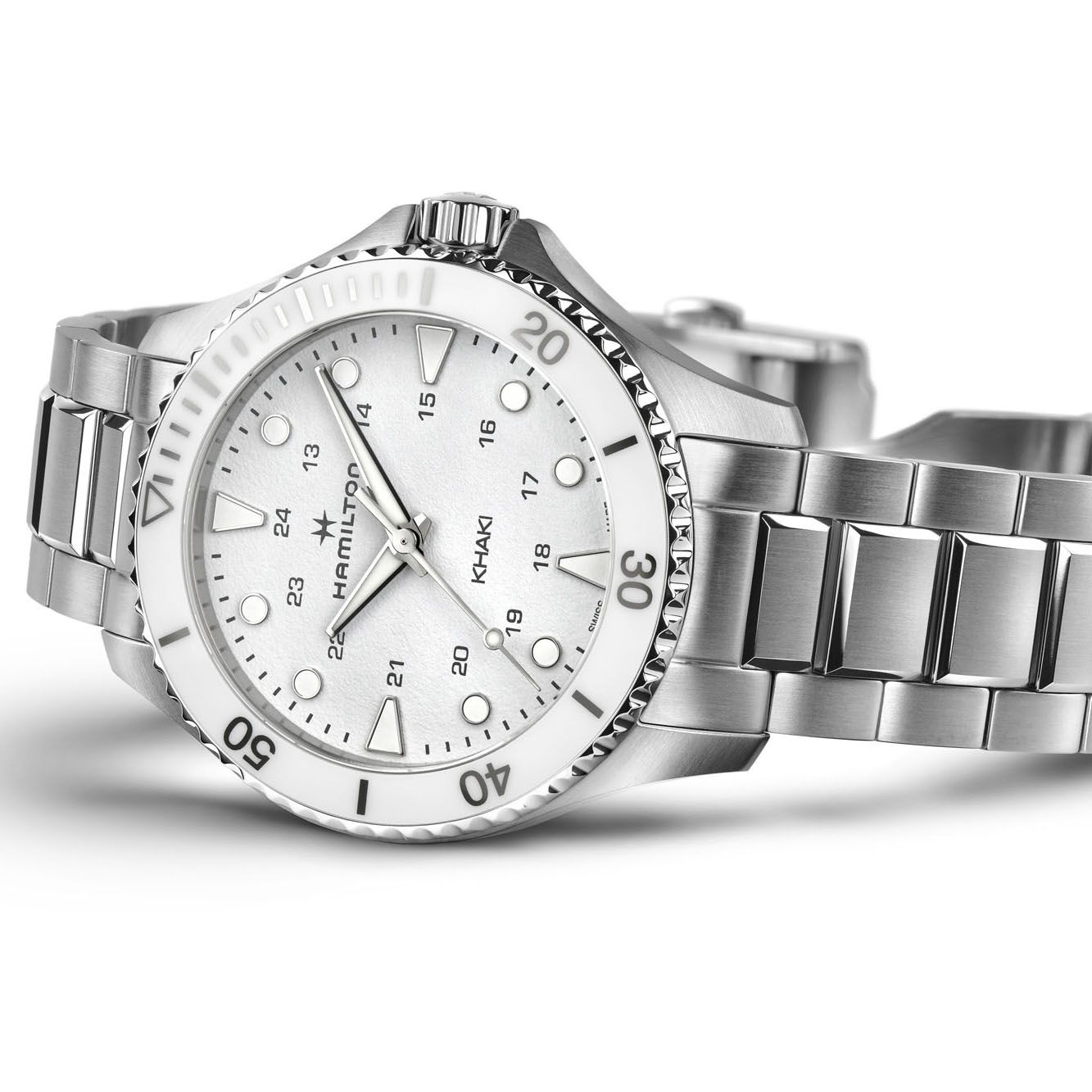 Hamilton Khaki Navy Scuba Quartz H82221110